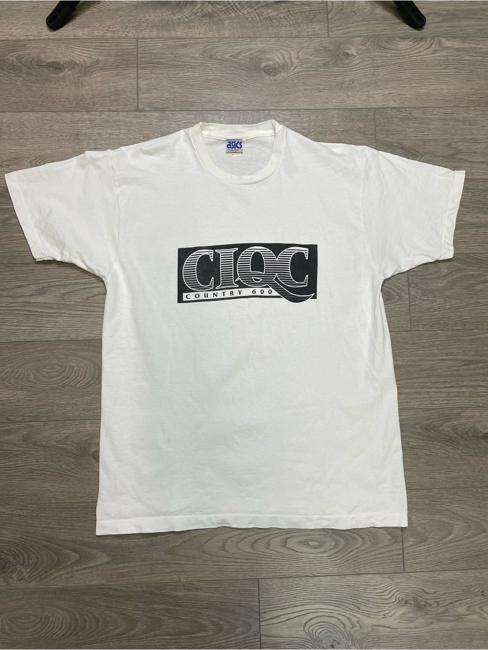 Vintage‎ Asics CIQC Country 600 Graphic Tee Single Stitch White T-Shirt XL